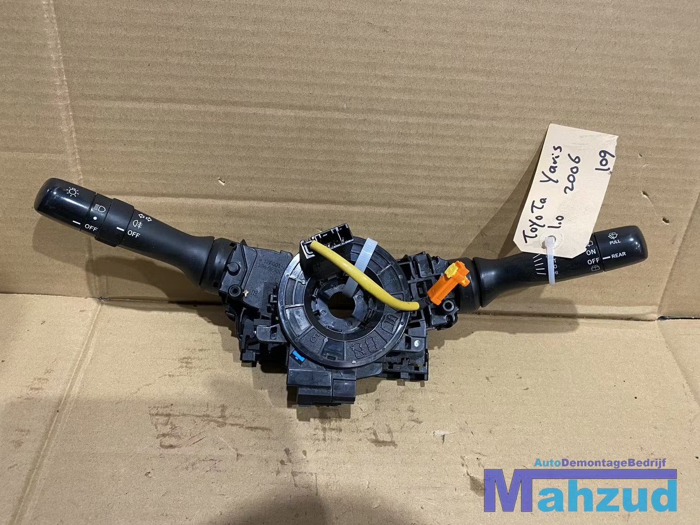 TOYOTA YARIS P9 Combischakelaar knipper licht ruitenwisser s, Info@toyota.co.jp, Gebruikt, Toyota Motor Corporation, Toyota