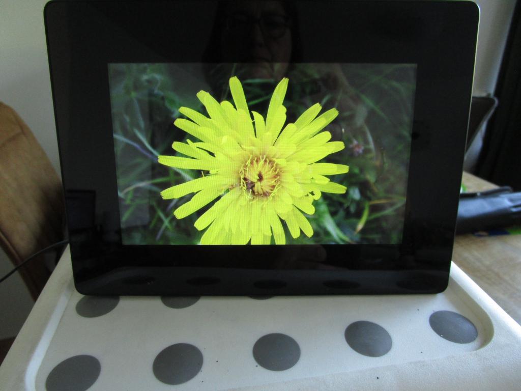 Agfa - digitaal fotolijstje, Audio, Tv en Foto, Fotografie | Digitale fotolijsten, Ophalen of Verzenden, Zo goed als nieuw, Kleiner dan 8 inch