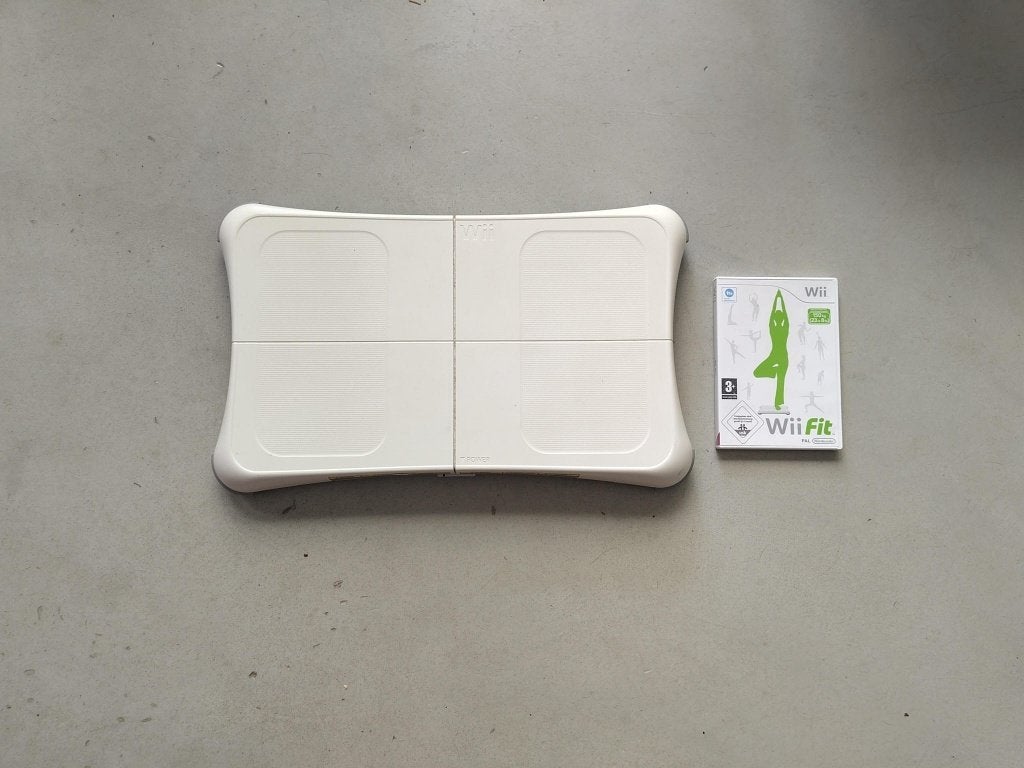 Wii Balance Bord met Wii fit game, Ophalen, 1 speler, Zo goed als nieuw, Vanaf 3 jaar