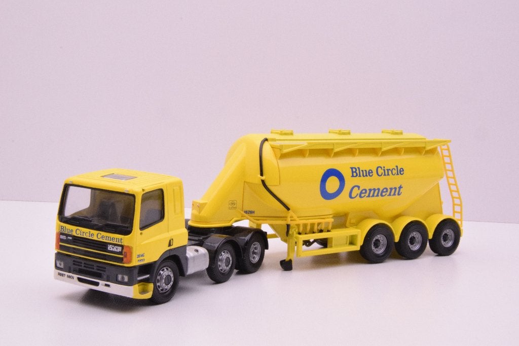 DAF CF  ''  Blue Circle Cement  '' Corgi, Ophalen of Verzenden, Zo goed als nieuw, Bus of Vrachtwagen, Corgi