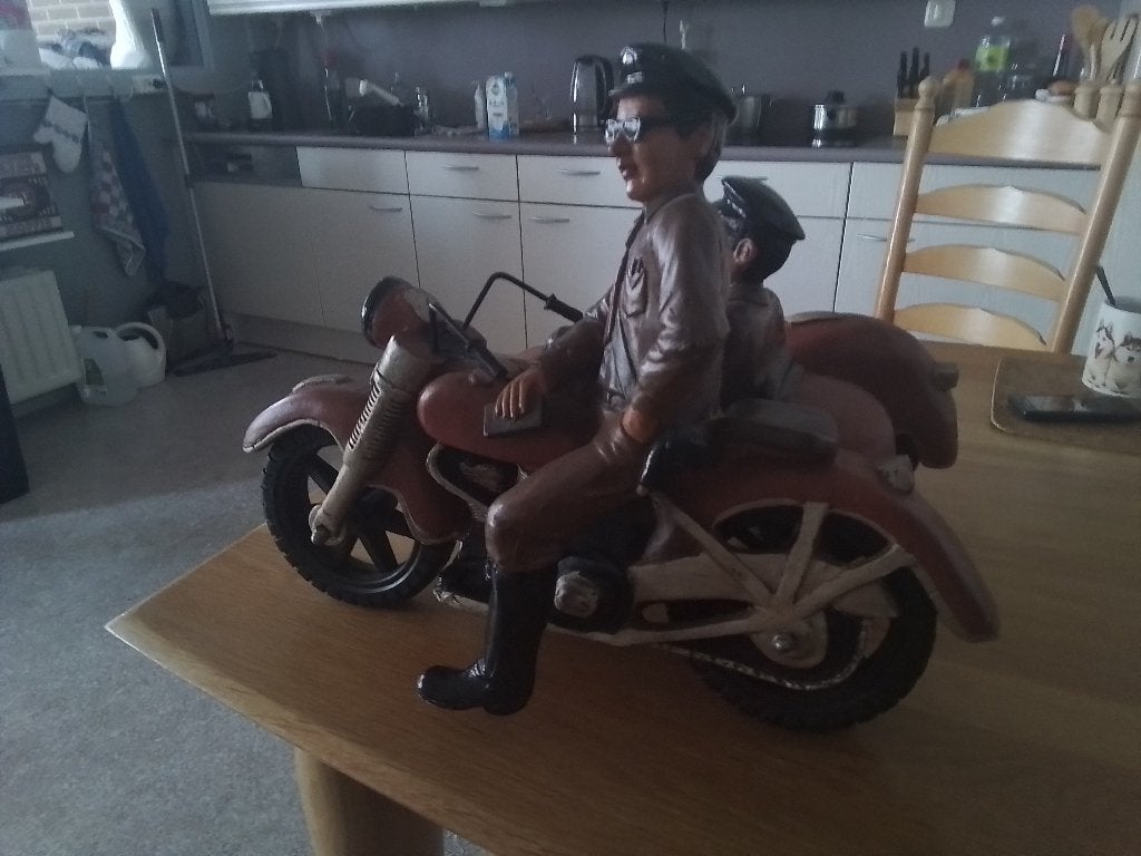 2 verschillende "Harley" motorfietsen., Ophalen of Verzenden, Zo goed als nieuw