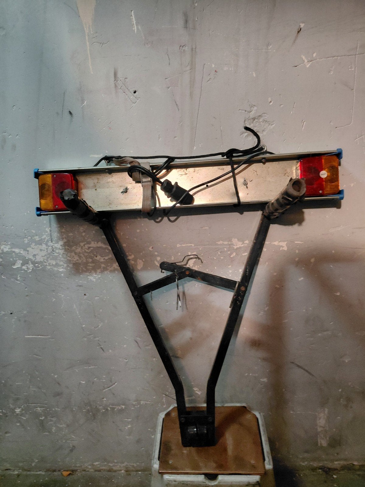 Een persoon fiets drager plus licht balk., Ophalen, Trekhaakdrager