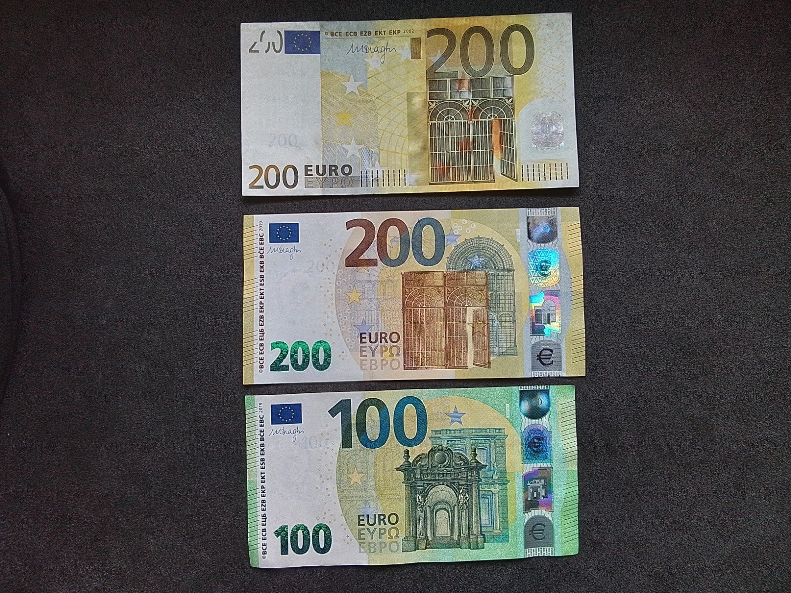 100 eurobiljet 2019 200 eurobiljet 2002  200 eurobiljet2019, Ophalen of Verzenden, Overige landen, 200 euro, Los biljet