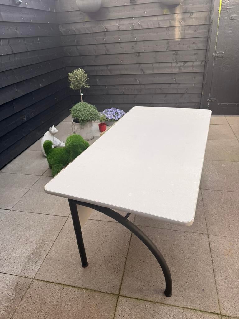 Grijs bureau, Ophalen, 160 cm, Gebruikt, Grijs