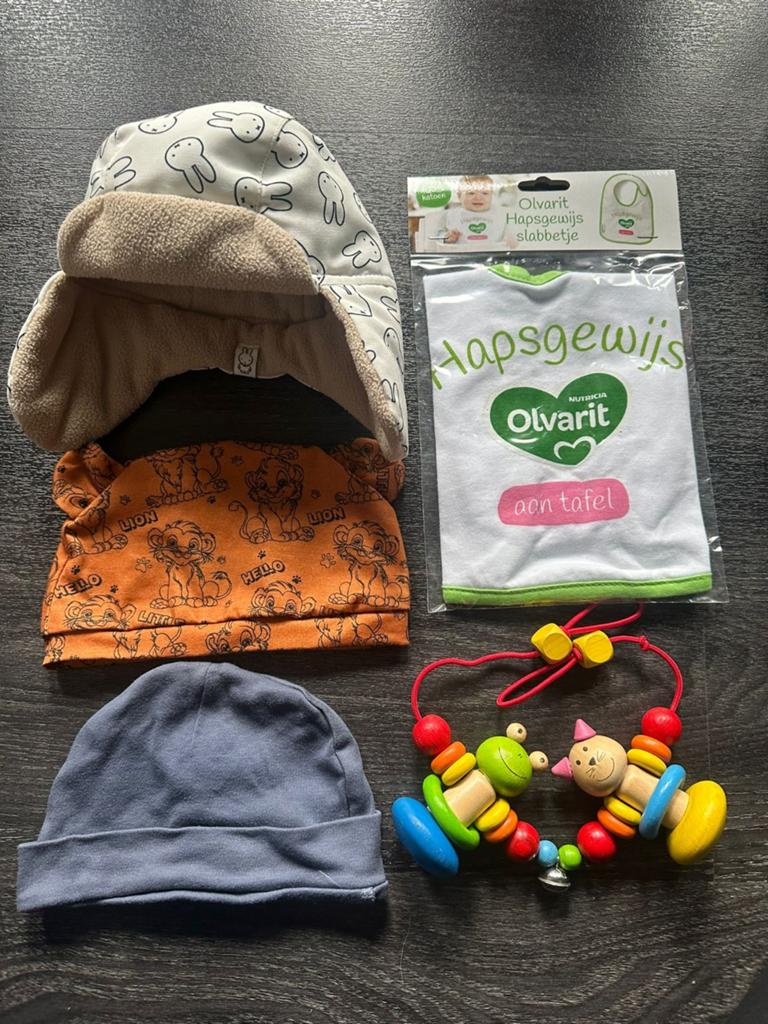 Baby spulletjes gratis, Kinderen en Baby's, Kinderkleding | Mutsen, Sjaals en Handschoenen, Ophalen of Verzenden, Gebruikt, Jongen of Meisje