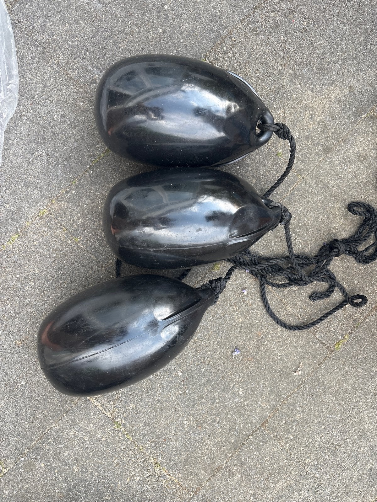 Set van 3 zwarte fenders (stootkussens) 30 cm, Ophalen, Gebruikt, Overige typen
