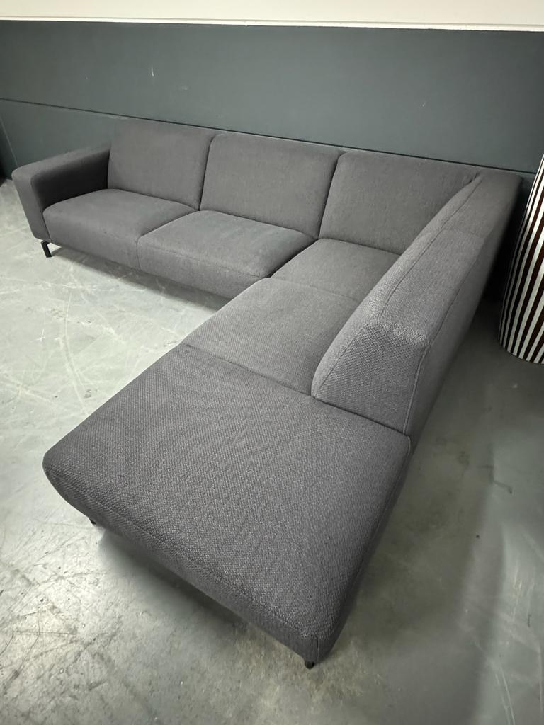 Nette Montel hoekbank | Montel hoekbank, Ophalen, 250 tot 300 cm, Hoekbank, Montel, Goossens, Enzo Luca