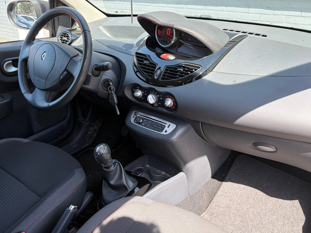 Renault Twingo 1.2 16V Dynamique / Airco / Cruisecontrol !, Auto's, Voorwielaandrijving, Twingo, Gebruikt, 4 cilinders