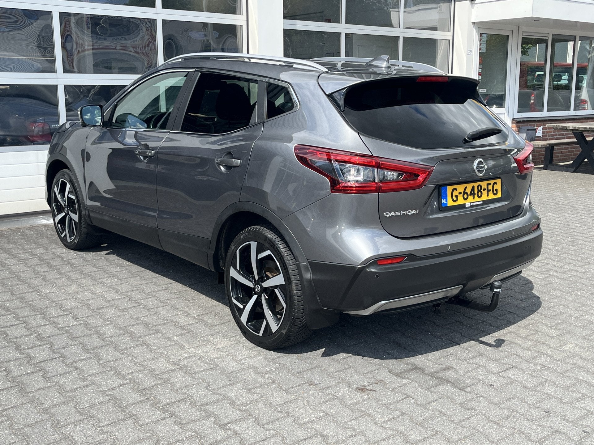 Nissan QASHQAI 1.3 DIG-T Tekna Airco Cruise controle Lederbe, Auto's, Voorwielaandrijving, 687 kg, Gebruikt, 4 cilinders