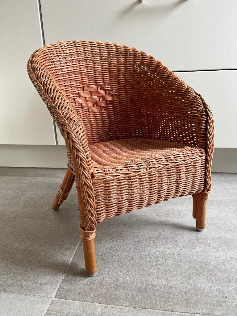 Mooi rotan kinderstoeltje, Kinderen en Baby's, Kinderstoelen, Ophalen of Verzenden, Zo goed als nieuw, Overige typen