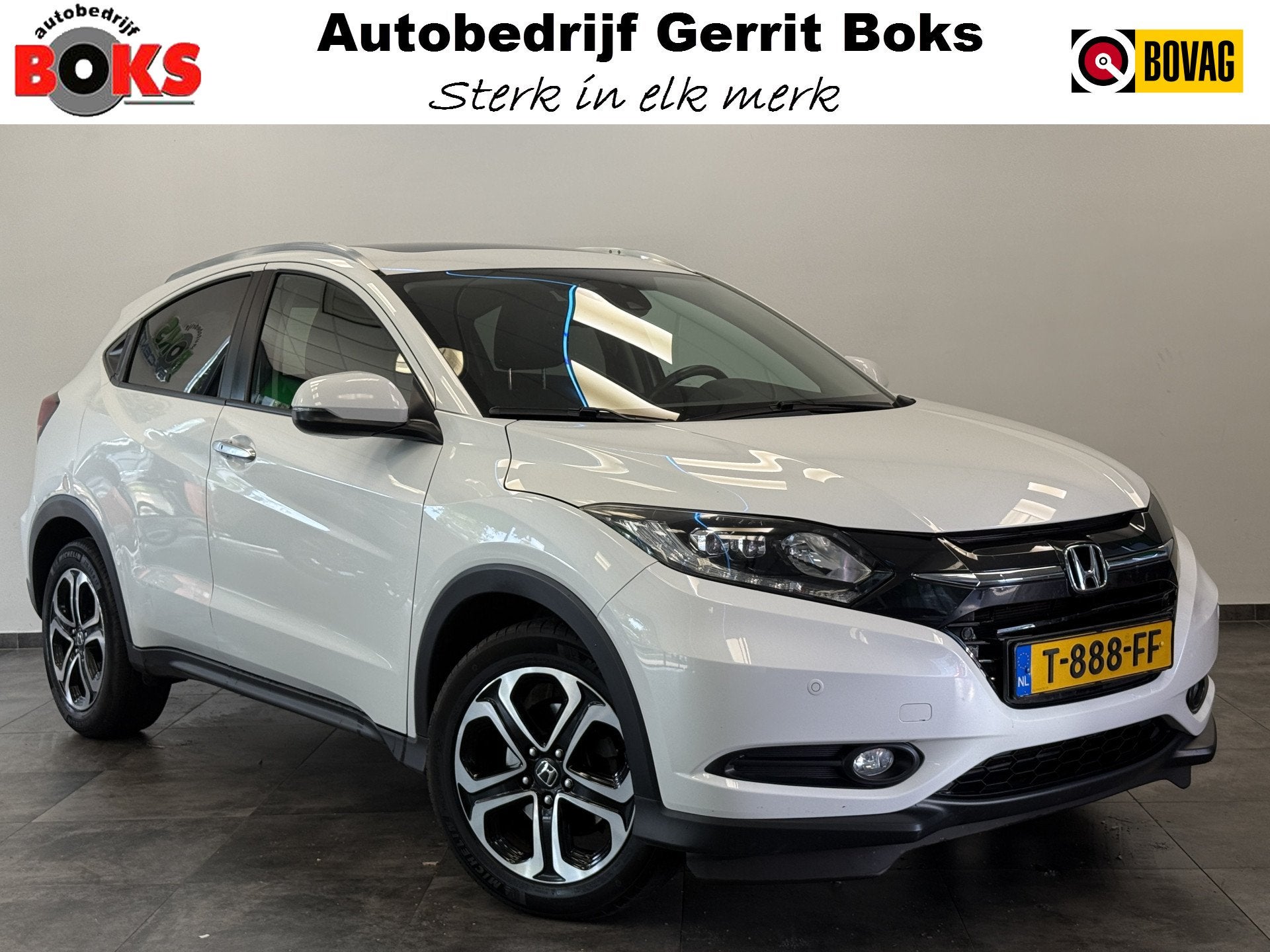 Honda HR-V 1.5 i-VTEC Executive Panoramadak Full-led Navigat, Leder en Stof, Wit, Bedrijf, Automatische klimaatregeling