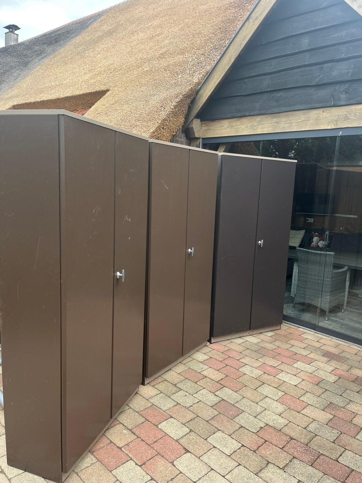 3 nette stalen kasten., Huis en Inrichting, Kasten | Roldeurkasten en Archiefkasten, Ophalen, Gebruikt, Meerdere deuren, 50 tot 100 cm