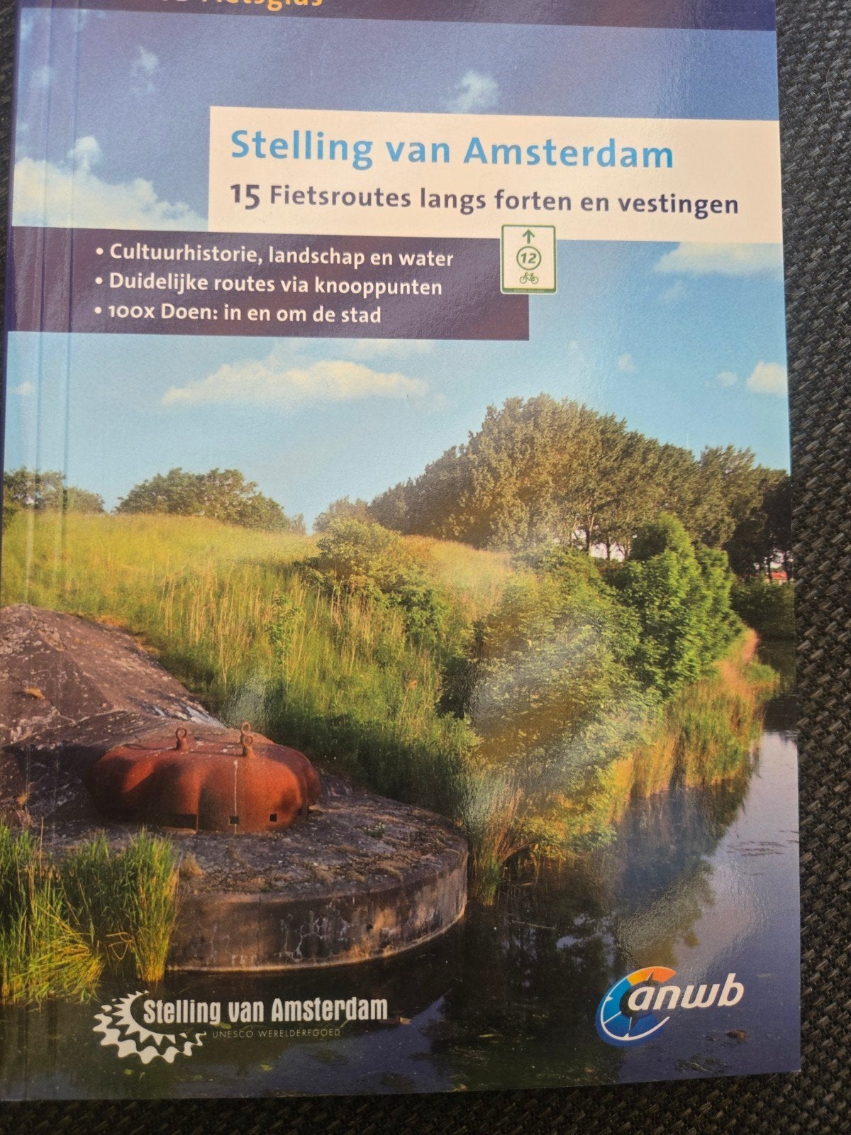 ANWB fietsgids stelling van Amsterdam, Fiets- of Wandelgids, Europa, Ophalen of Verzenden, Zo goed als nieuw