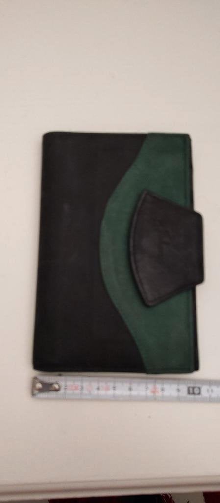 K328 JOHANN zwart met groen lederen portemonnee, Overige merken, -, Zwart, -