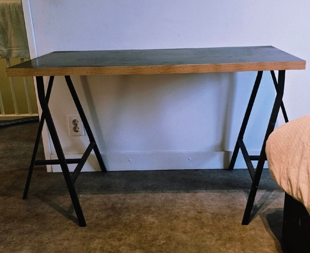 IKEA LINNMON / LERBERG Tafel - Zwart/Hout - 150x74 cm, 100 tot 150 cm, 50 tot 100 cm, Zo goed als nieuw, Vier personen
