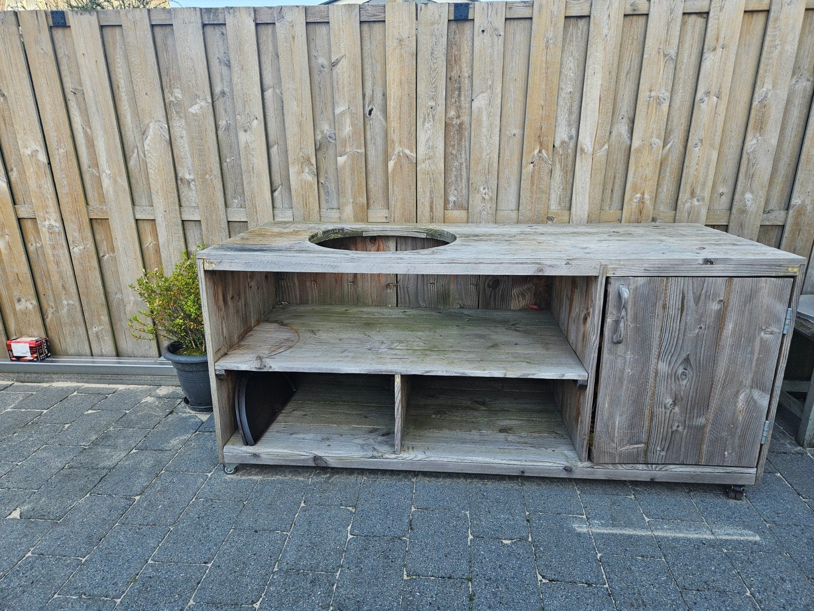 Bbq kast, Tuin en Terras, Buitenkeukens, Ophalen, Houtskool