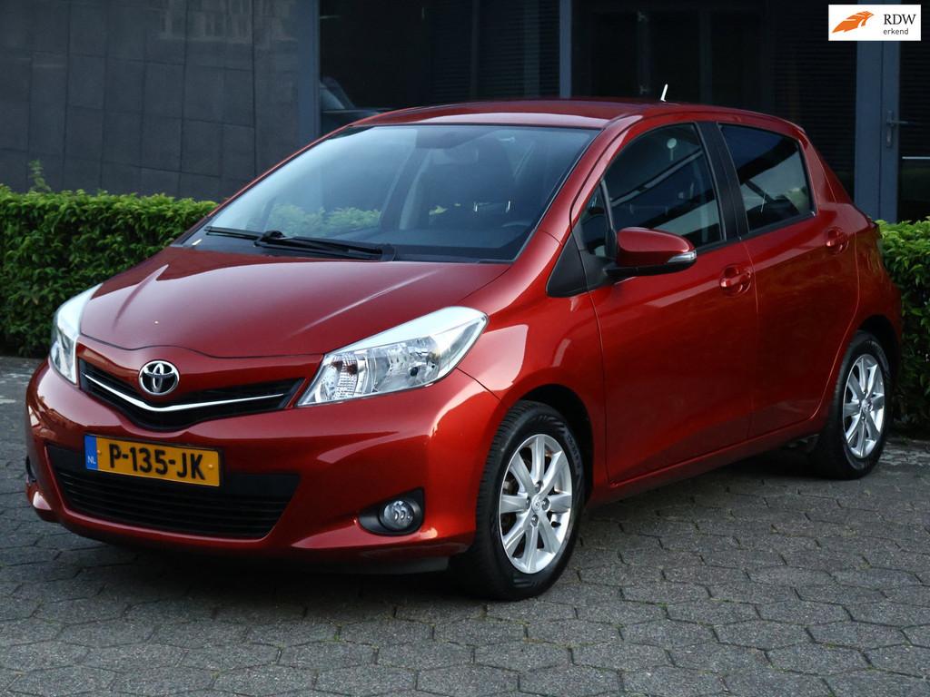Toyota Yaris 1.0 VVT-i Aspiration|Carplay|Nav|Airco|, Auto's, Toyota, Euro 5, Stof, Bedrijf, Handgeschakeld