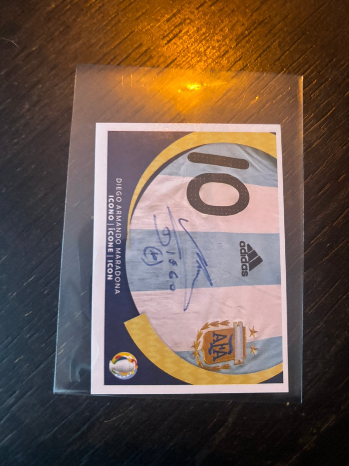 Maradona Panini Copa America 2021 - Argentinië LE01, Ophalen of Verzenden, Nieuw, Buitenlandse clubs, Poster, Plaatje of Sticker