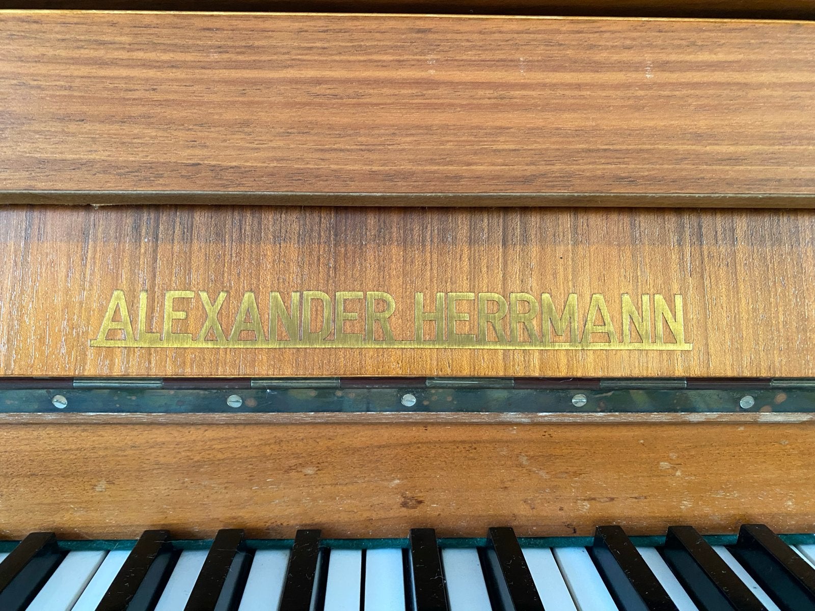 Foto 8 van Alexander Herrmann Piano - Goede staat