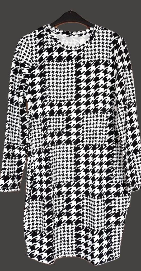 Heel leuk zwart/wit geblokt jurkje met heup inzet - mt 46, Zwart, Maat 46/48 (XL) of groter, Nieuw, Ophalen of Verzenden