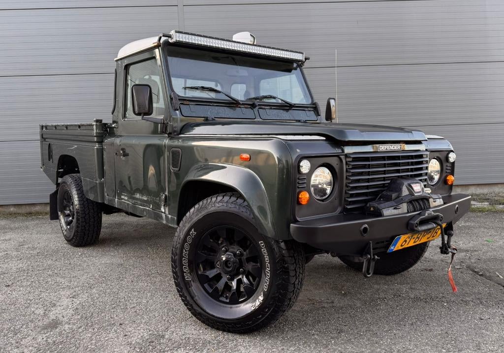 Land Rover Defender 110 TD5 Pick-up 4WD 2004 NAP SawTooth, Auto's, Stof, Land Rover, 1816 kg, Elektrische ramen