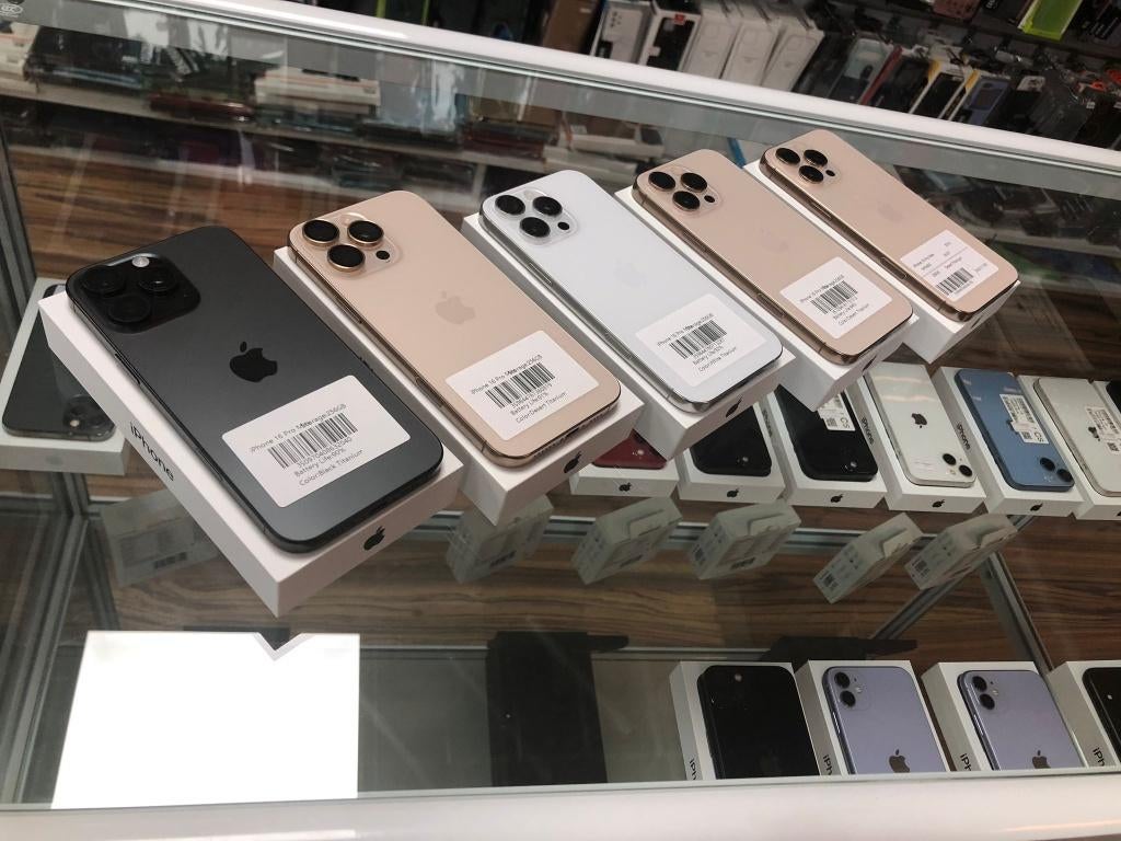 iphone 16 pro max  256Gb   verkoop / reparatie, Ophalen of Verzenden, Zo goed als nieuw, Overige typen, Apple iPhone