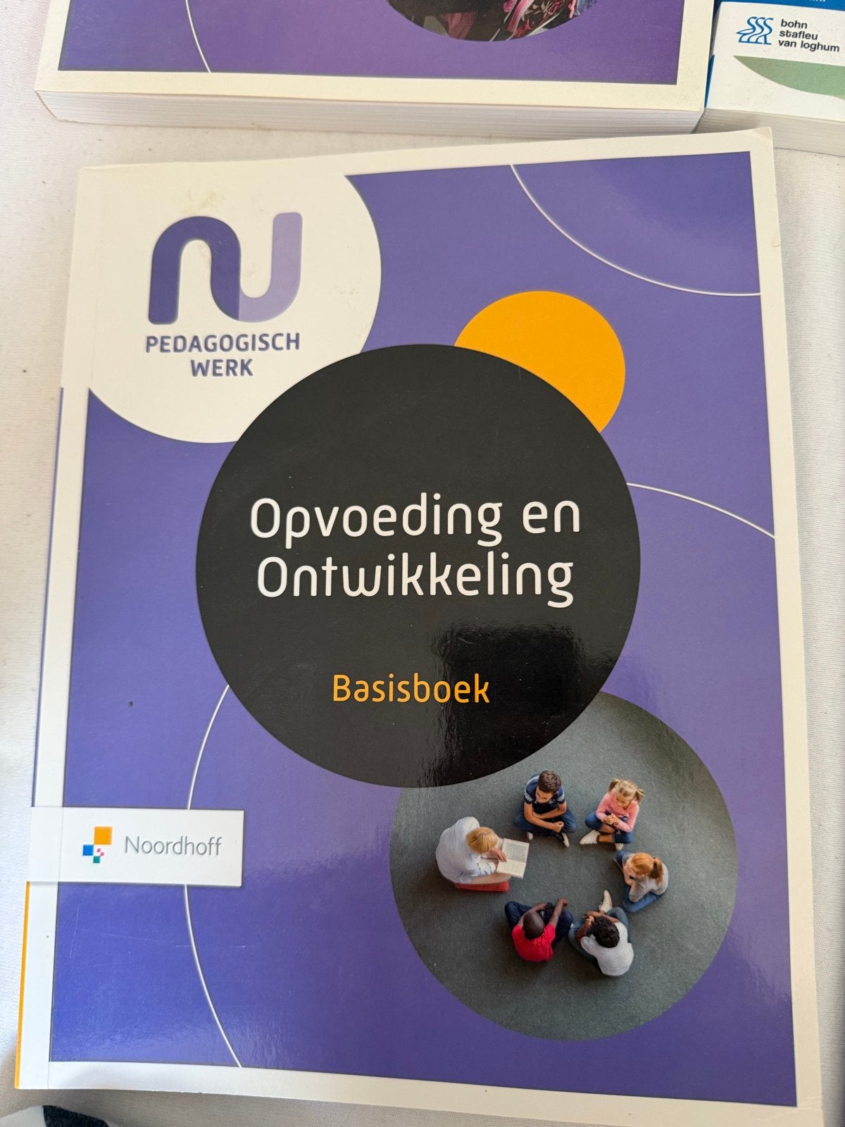 Pedagogisch Werk: Opvoeding en Ontwikkeling Basisboek, Ophalen of Verzenden, Gamma, Zo goed als nieuw, MBO