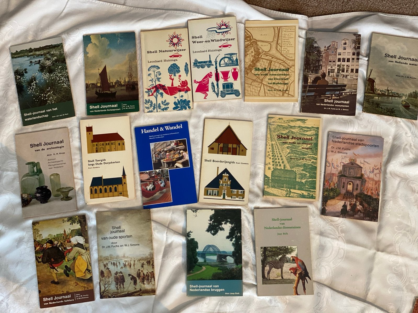 Shell Journaal Collectie - Diverse Uitgaven, Ophalen of Verzenden, Gelezen, Overige typen