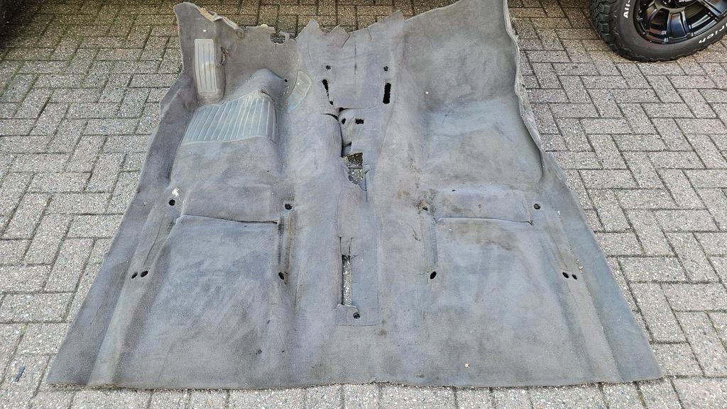 Tapijt vloerbedekking grijs antreciet BMW 3 serie E30 sedan, Auto-onderdelen, Ophalen, Gebruikt, -, -