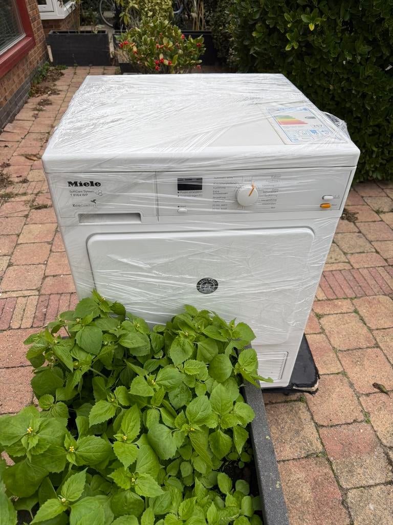 Miele T 8164 WP warmtepomp drooger, Ophalen, Gebruikt, 50 tot 100 cm, Minder dan 100 cm