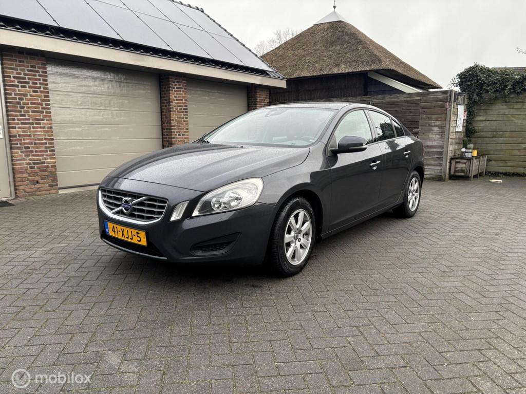 Volvo S60 1.6 T3 Automaat Kinetic, Auto's, 4 cilinders, 150 pk, S60, 1600 kg