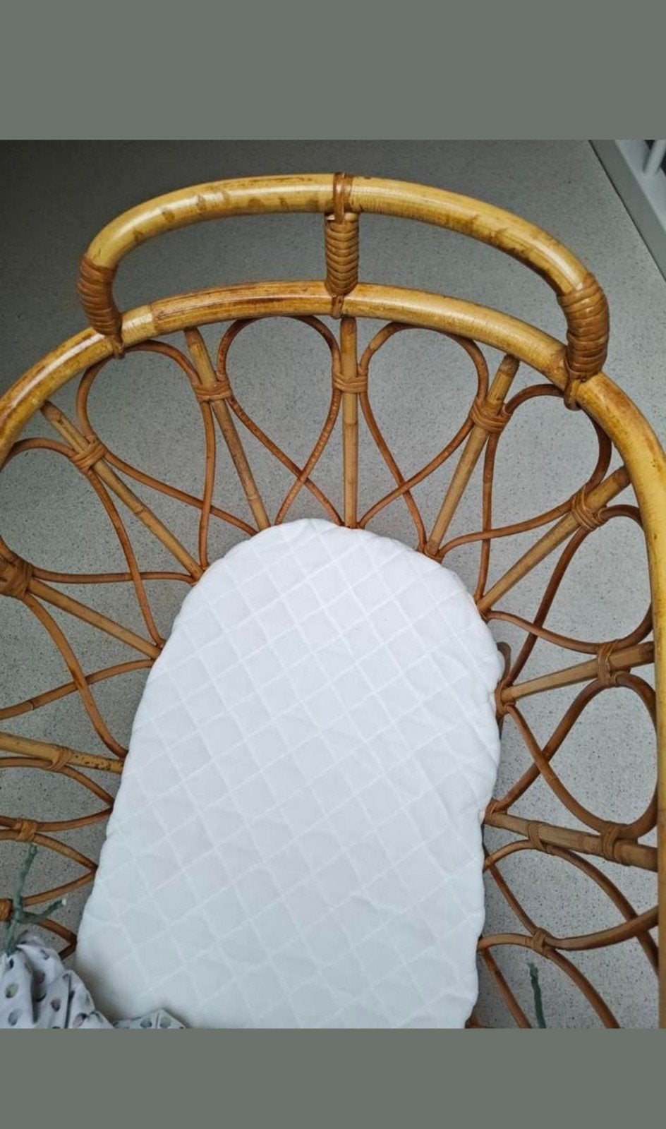 Vintage Ibiza rotan wiegje met hemelstok en nieuw matras, Kinderen en Baby's, Ophalen, Zo goed als nieuw, Wieg