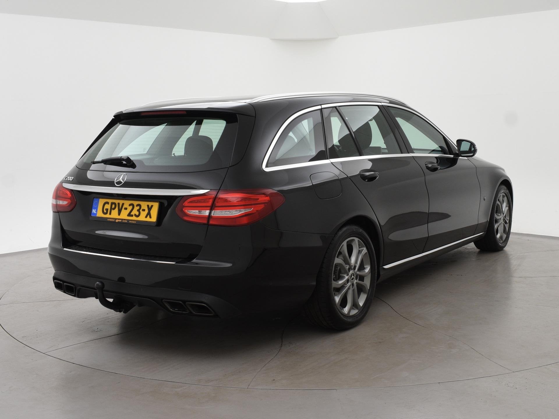 Mercedes-Benz C-klasse Estate 200 184 PK AUT. AMG SPORT PREM, Achterwielaandrijving, 4 cilinders, Leder en Stof, Zwart