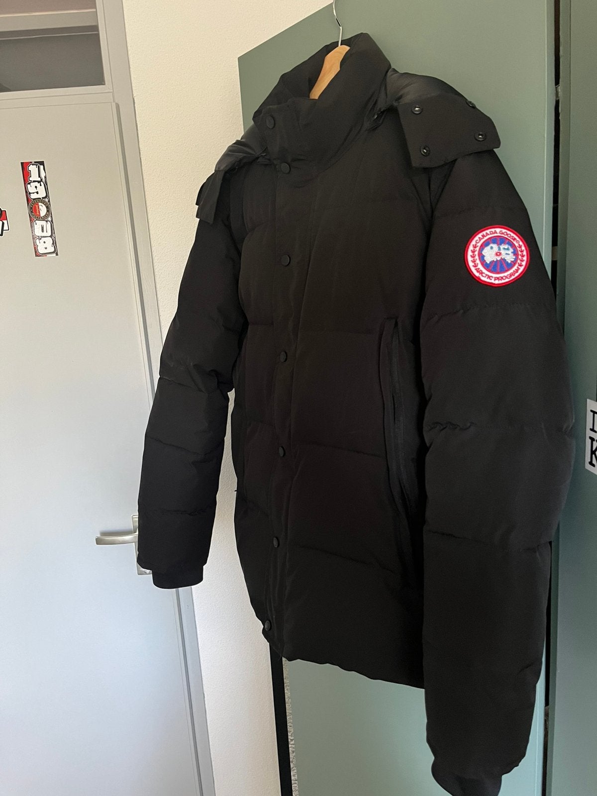 Canada goose jas heren maat L, Kleding | Heren, Jassen | Winter, Ophalen, Zo goed als nieuw, Maat 48/50 (M), Zwart