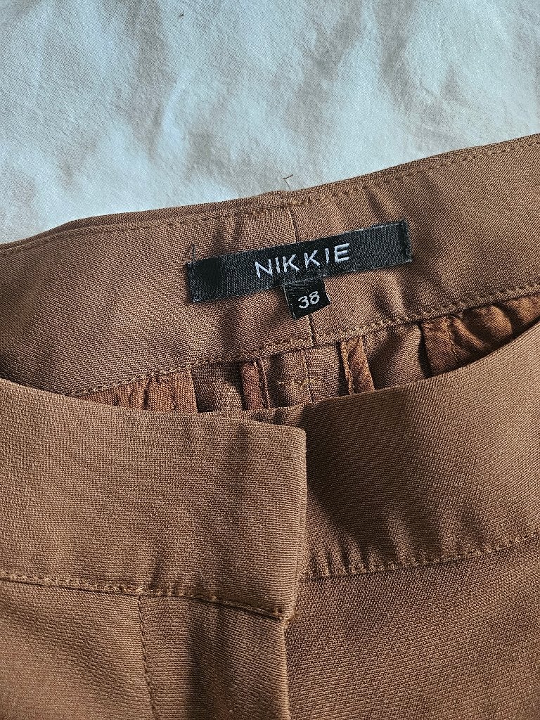 Nikkie mooie pantalon met trui, Maat 38/40 (M), Bruin, Ophalen of Verzenden, Zo goed als nieuw