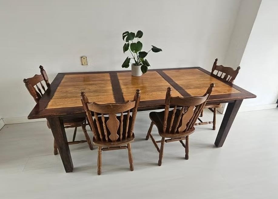 Robuuste, massief houten eettafel, 220 x 110 x 80 cm, Ophalen, Gebruikt, 100 tot 150 cm, 200 cm of meer