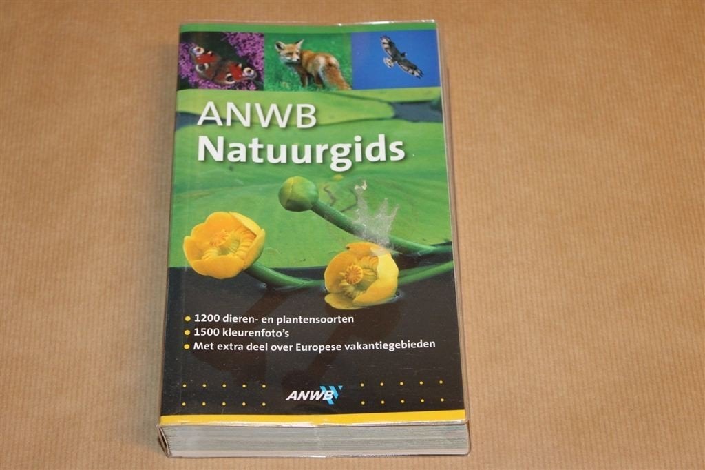 ANWB Natuurgids — Dieren- en Plantengids voor Europa, Ophalen of Verzenden, Gelezen, Natuur algemeen