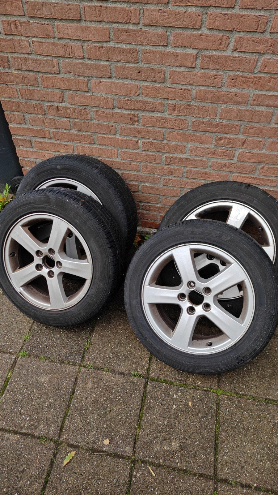 Zomerbanden met velgen - 205/55 R16 volvo v70, Auto-onderdelen, Ophalen, Gebruikt, 16 inch, Banden en Velgen