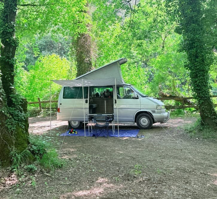 Nette Volkswagen T4 Camper, Voorwielaandrijving, Leder en Stof, Grijs, Overige carrosserieën