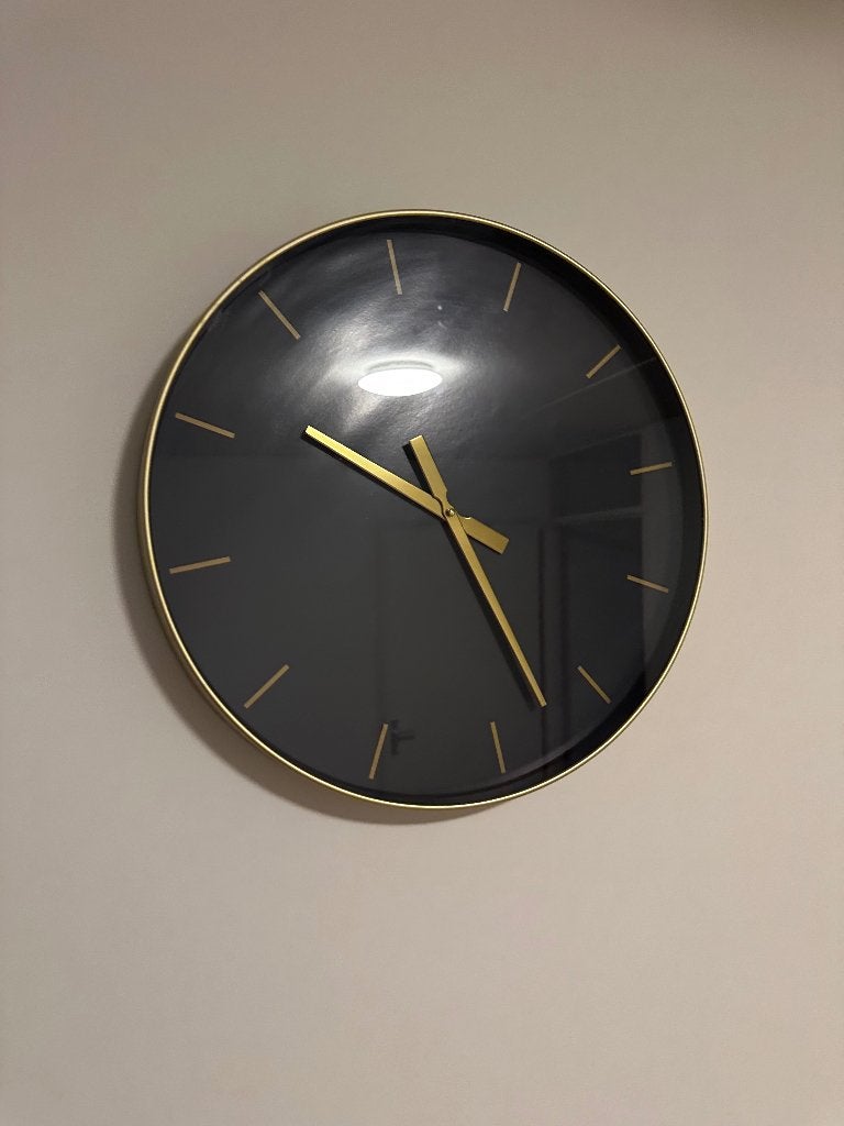 Gouden klok zwart, Ophalen, Wandklok
