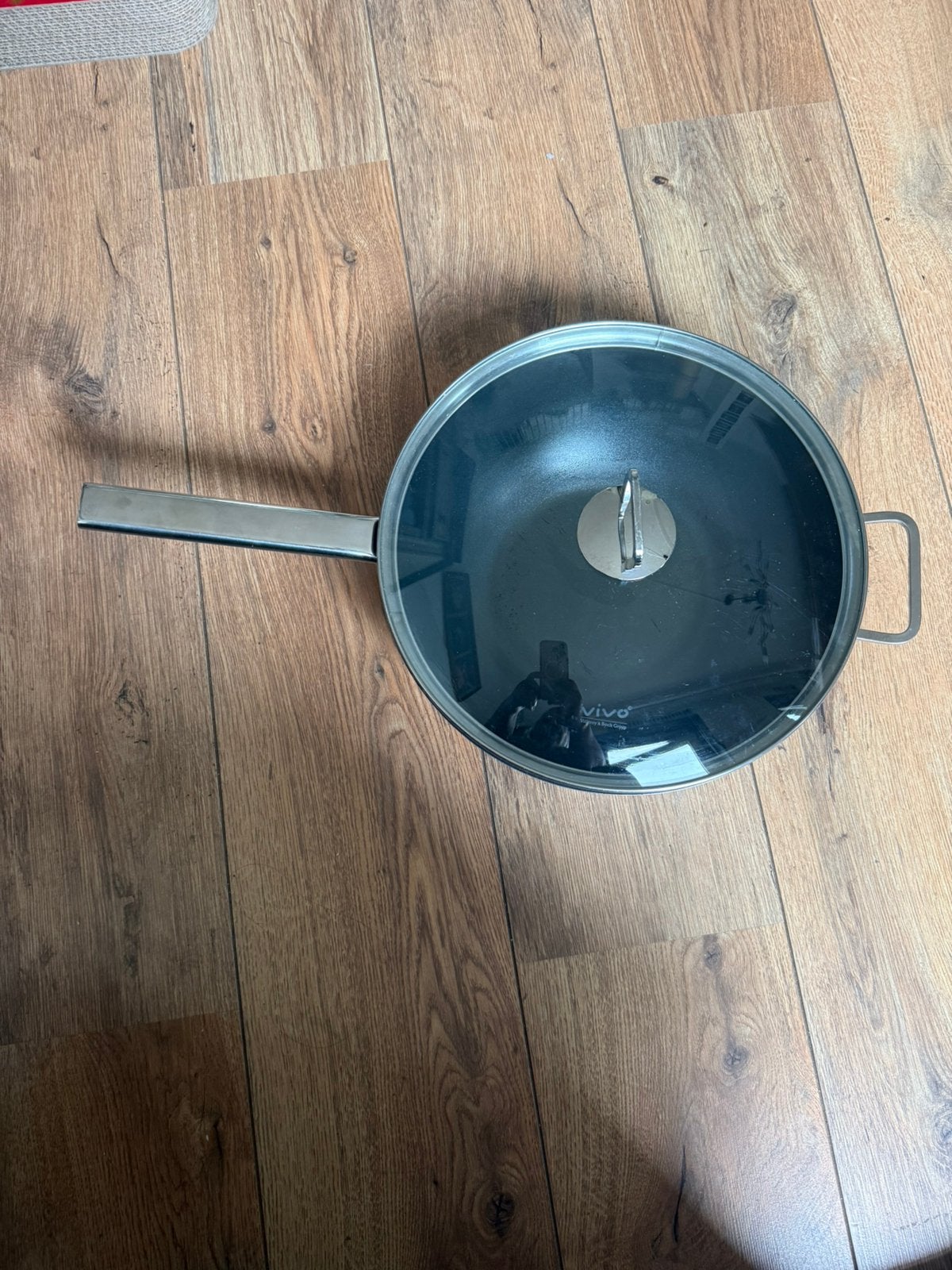 Vivo Villeroy & Boch Group wokpan met een glazen deksel,, Huis en Inrichting, Keuken | Potten en Pannen, Gebruikt, Met deksel