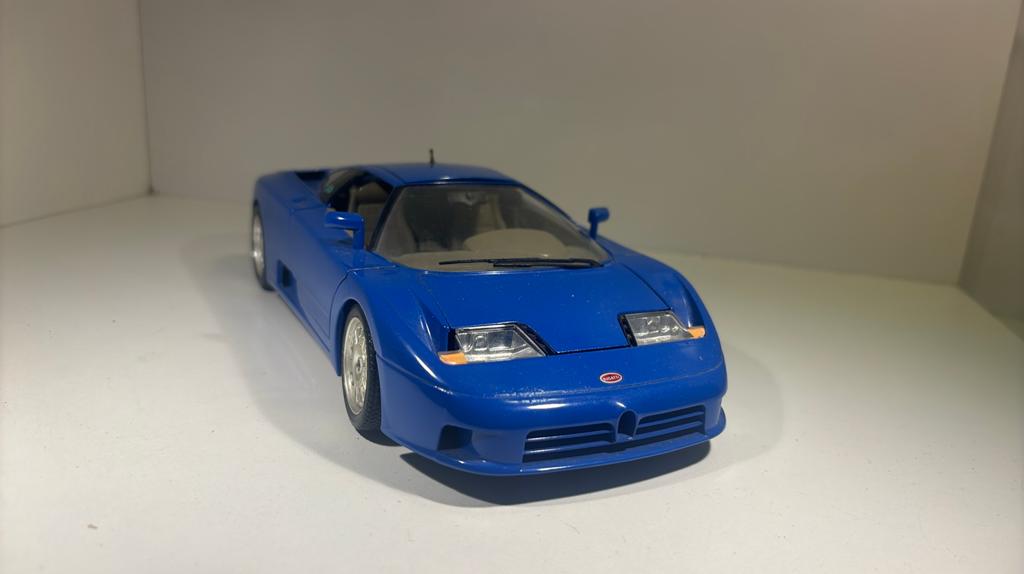 Bugatti eb110 bleu Bburago 1.18, Ophalen of Verzenden, Bburago, A, A