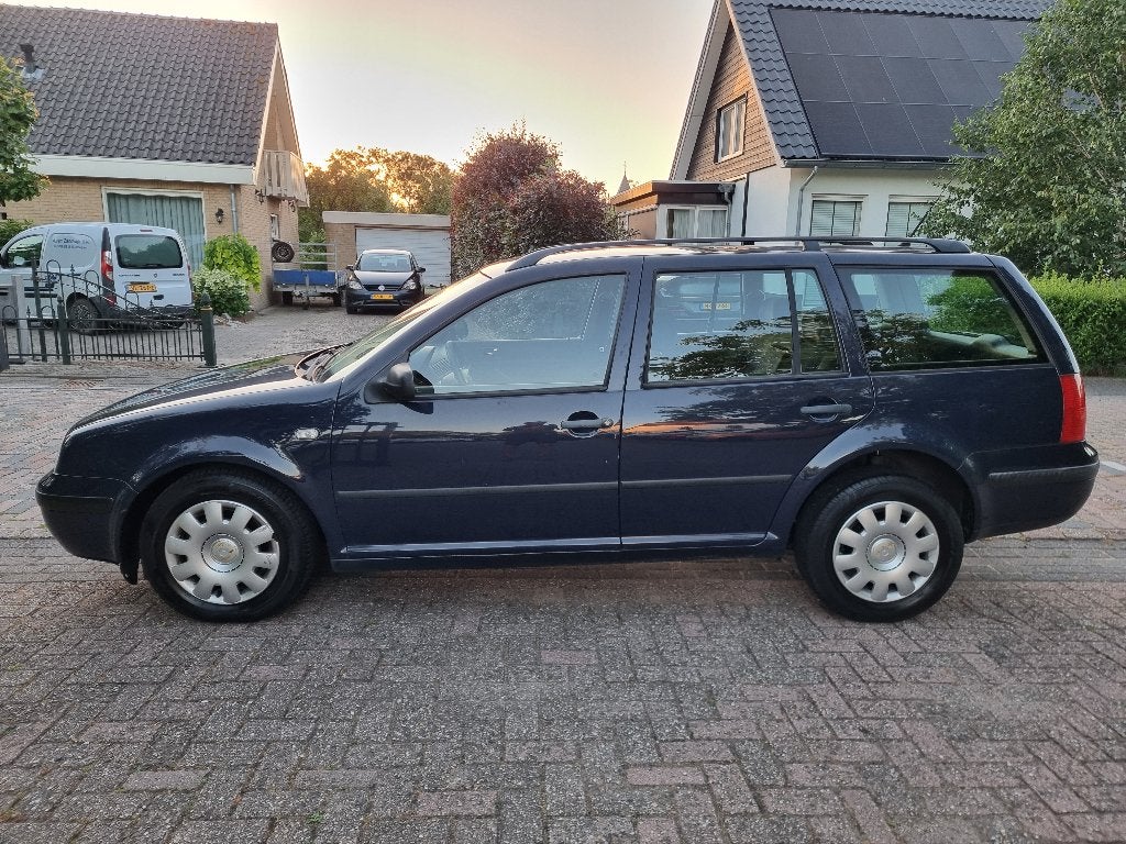 Volkswagen Golf Variant 2.0 16V Automaat, airco, trekhaak, Auto's, 4 cilinders, 1984 cc, Blauw, Euro 4