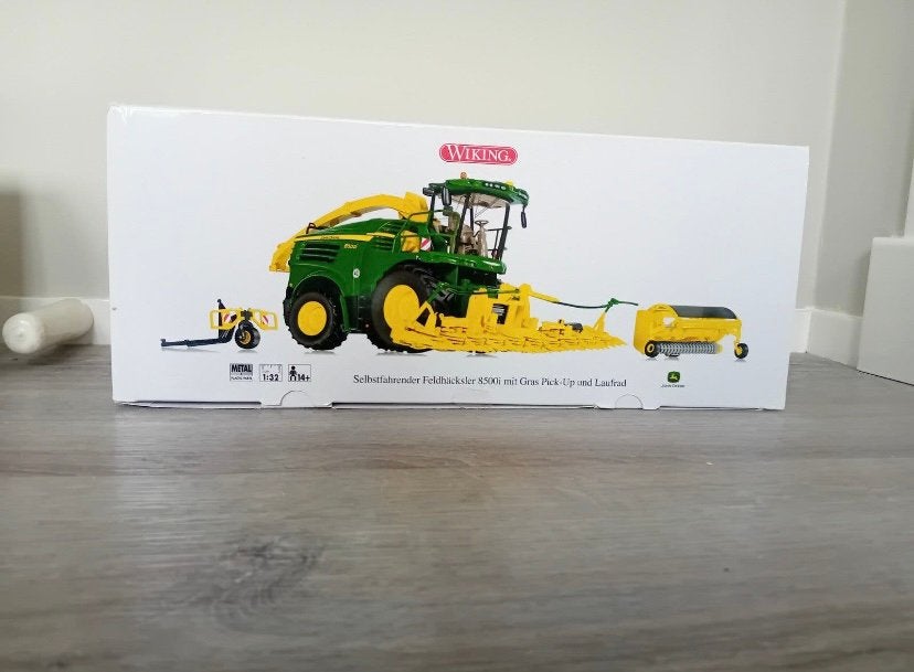 Gezocht wiking john deere 8500i, Hobby en Vrije tijd, Modelauto's | 1:32, Verzenden, Zo goed als nieuw, Tractor of Landbouw, Overige merken