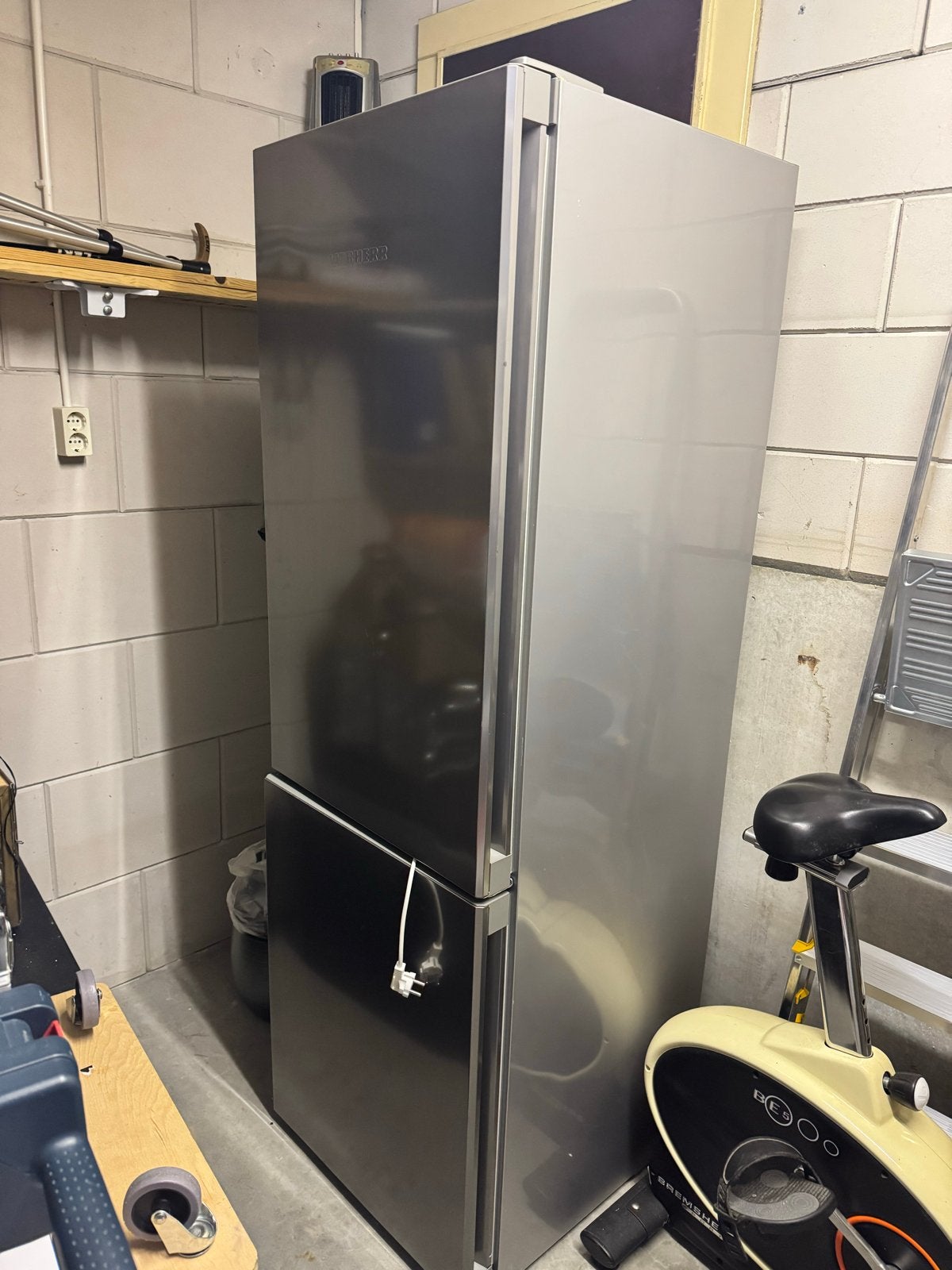 Liebherr Koelvriescombinatie (Zo goed als nieuw), Ophalen, 200 liter of meer, 60 cm of meer, Met aparte vriezer