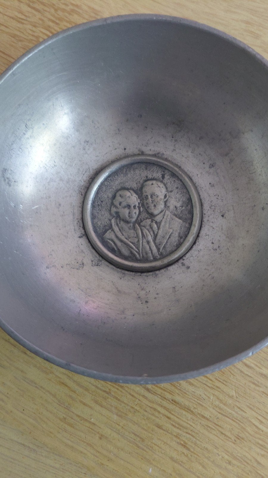 Antieke  tinnen  brandewijnkom 1938 - Juliana & Bernhard, Antiek en Kunst, Antiek | Tin, Ophalen of Verzenden