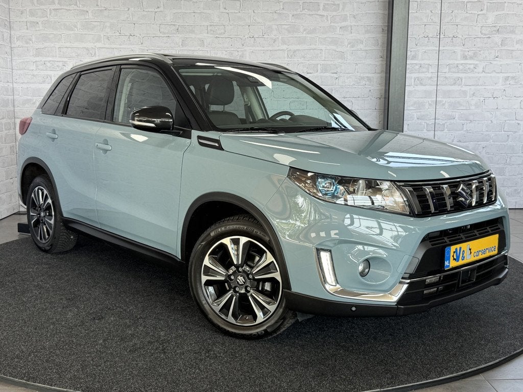 Suzuki Vitara 1.4 Boosterjet AllGrip 4x4 Style ACC Pano Came, Auto's, Suzuki, Automaat, 1195 kg, Zwart, 4 cilinders
