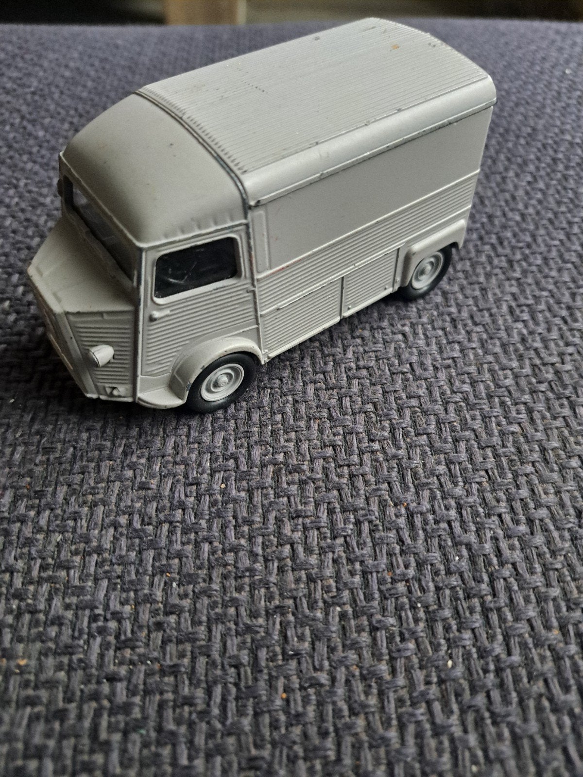 welly model citroen type h schaal 1:36 ?, Gebruikt, Ophalen of Verzenden, N.b, Hongkong
