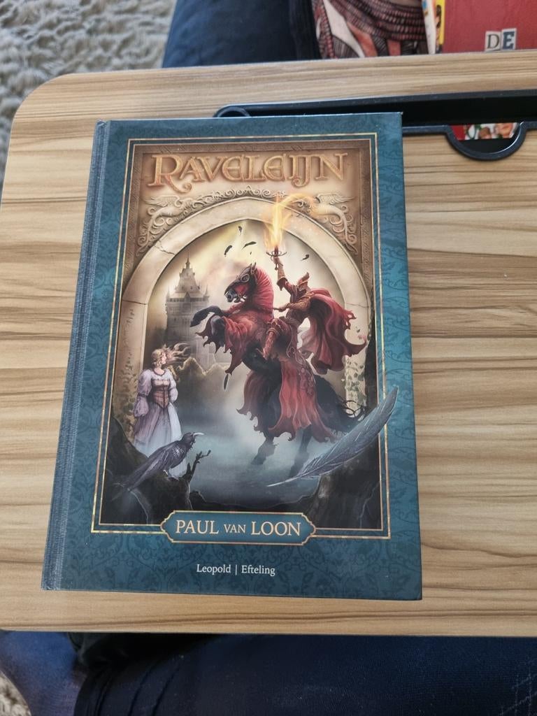 Boek Raveleijn van Paul van Loon Efteling, Ophalen of Verzenden, Gebruikt, Overige typen