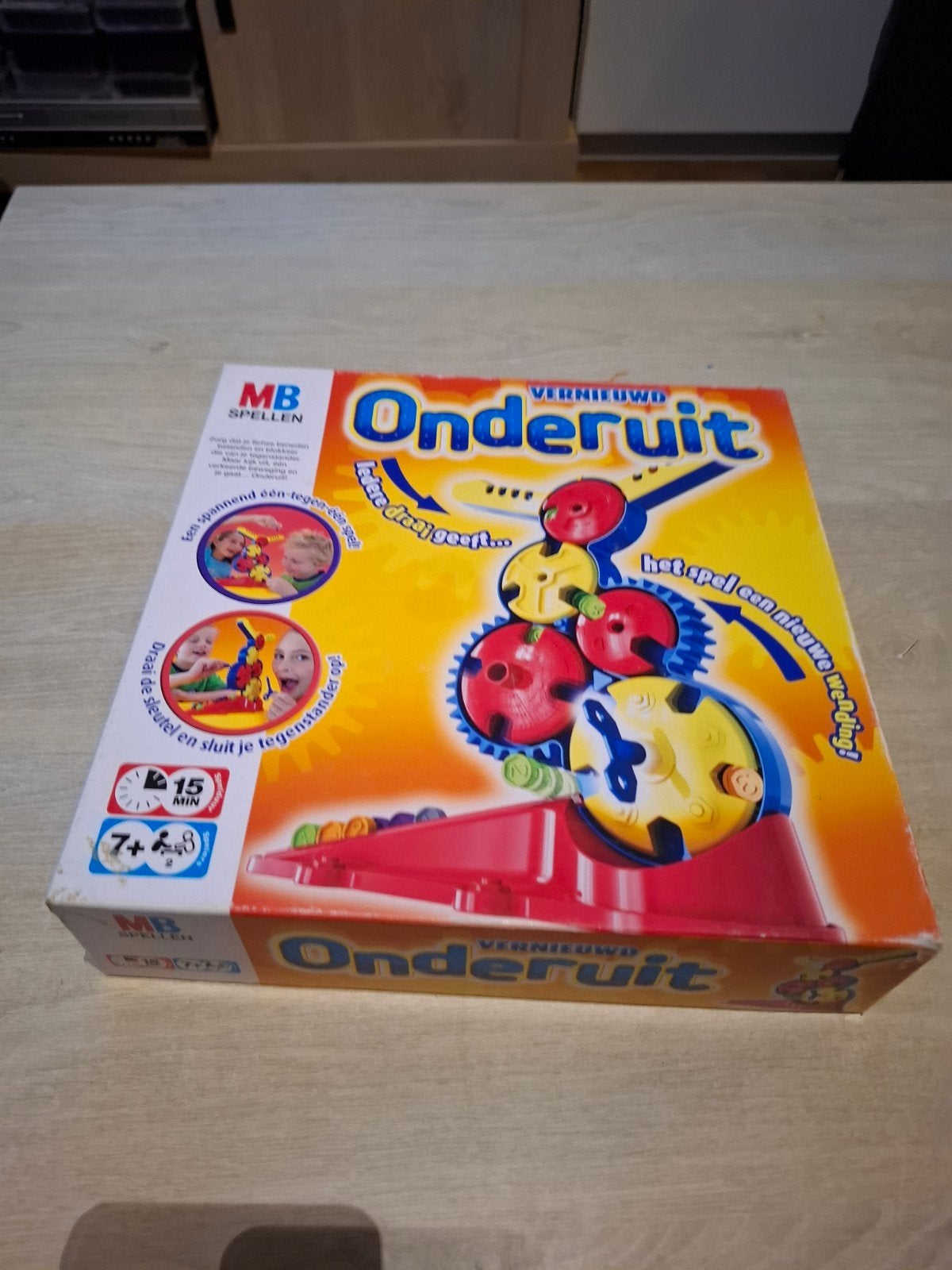 Onderuit bordspel - MB Spellen - Zo goed als nieuw, MB Spellen, Een of twee spelers, Ophalen of Verzenden, Zo goed als nieuw